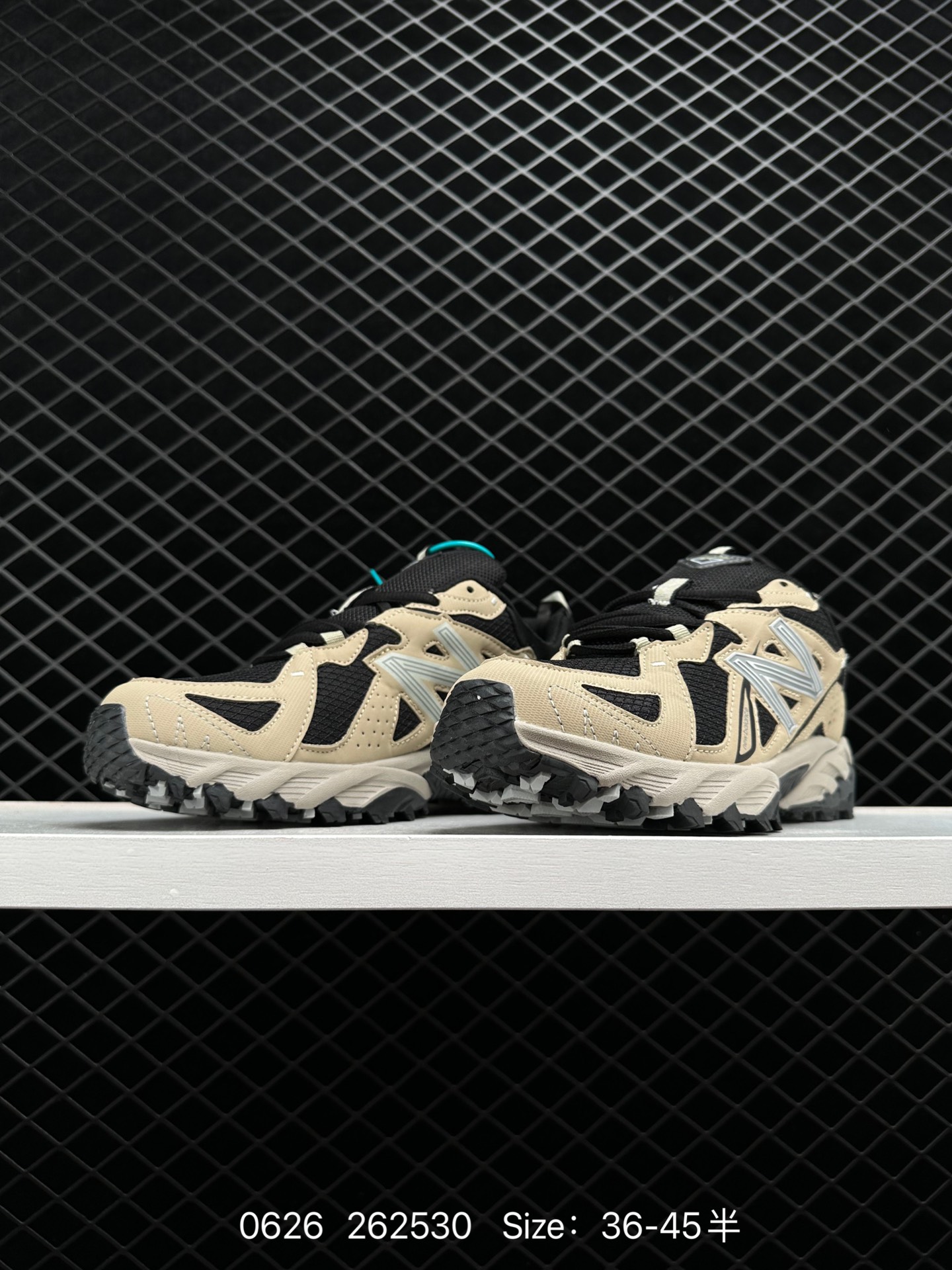 New Balance   ML610TAC